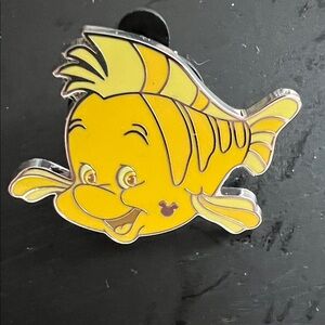 Flounder Wave B Hidden Mickey Disney Pin